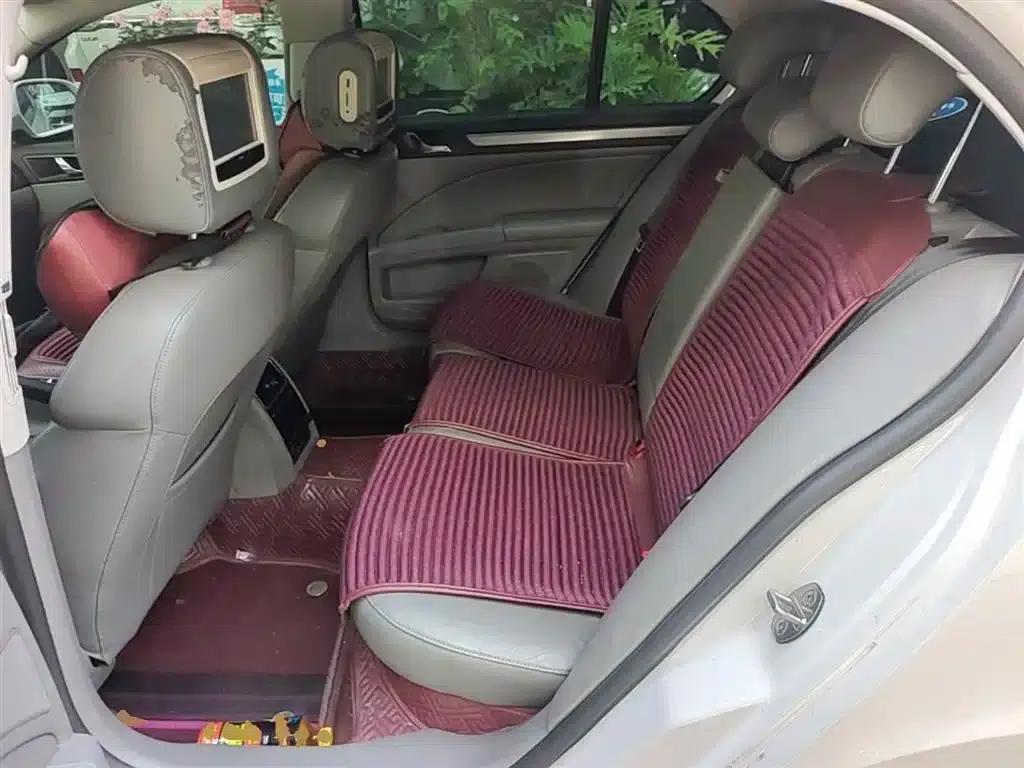 Superb 2013 1.8TSI Automatic Elegant Edition — миниатюра 17