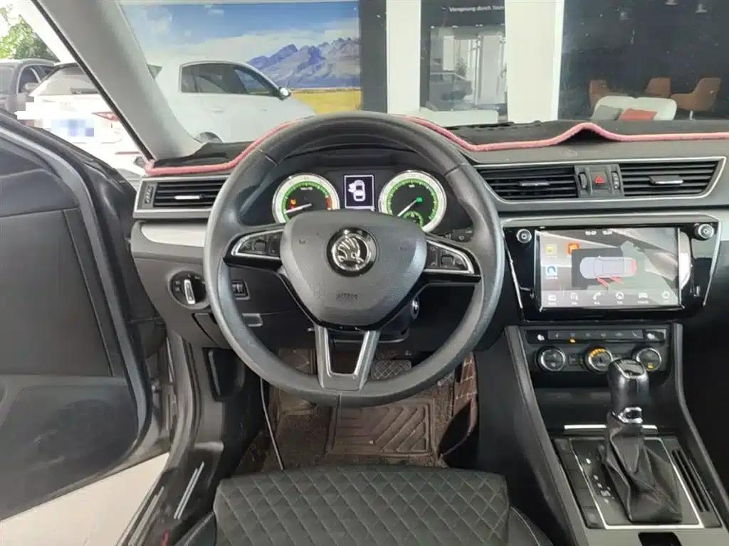 Superb 2019 TSI280 DSG Comfort Edition — миниатюра 11