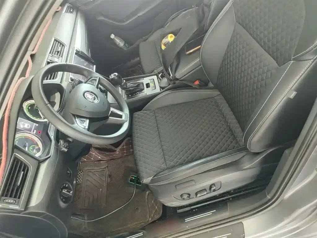 Superb 2019 TSI280 DSG Comfort Edition — миниатюра 15