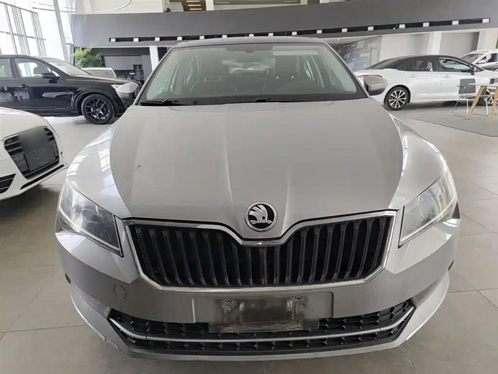 Superb 2019 TSI280 DSG Comfort Edition — миниатюра 3