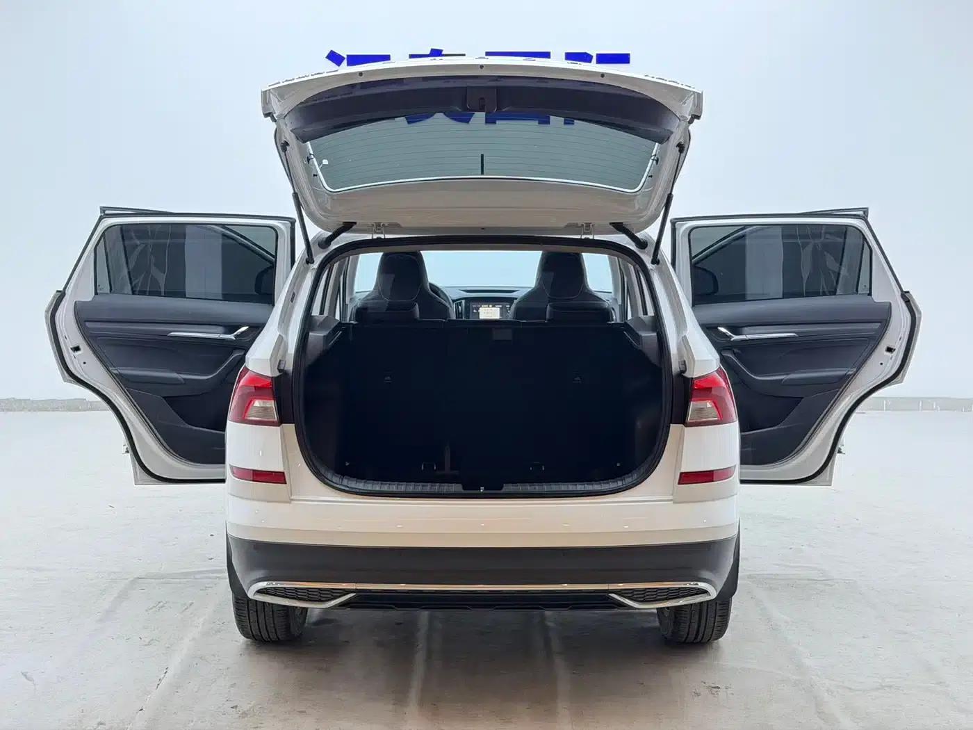 Kamiq 2023 1.5L Automatic Comfort Edition — миниатюра 22