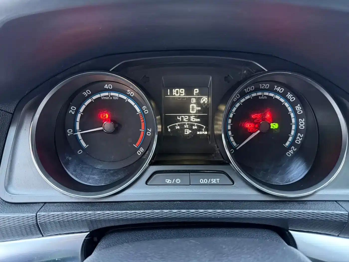 Kamiq 2023 1.5L Automatic Comfort Edition — миниатюра 8