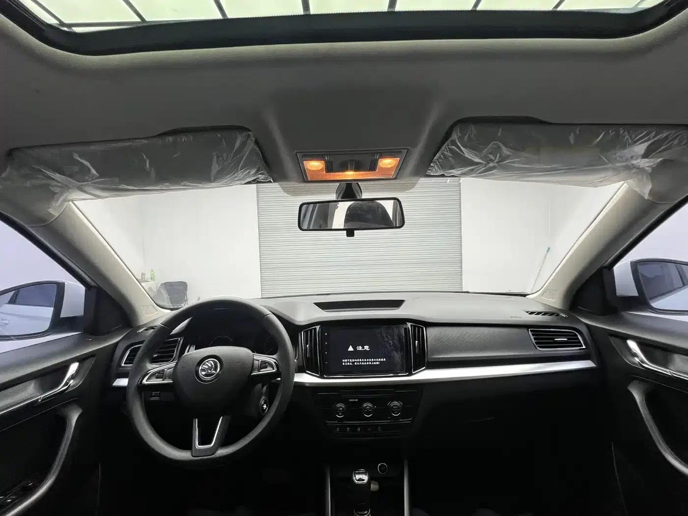 Kamiq 2023 1.5L Automatic Comfort Edition — миниатюра 13