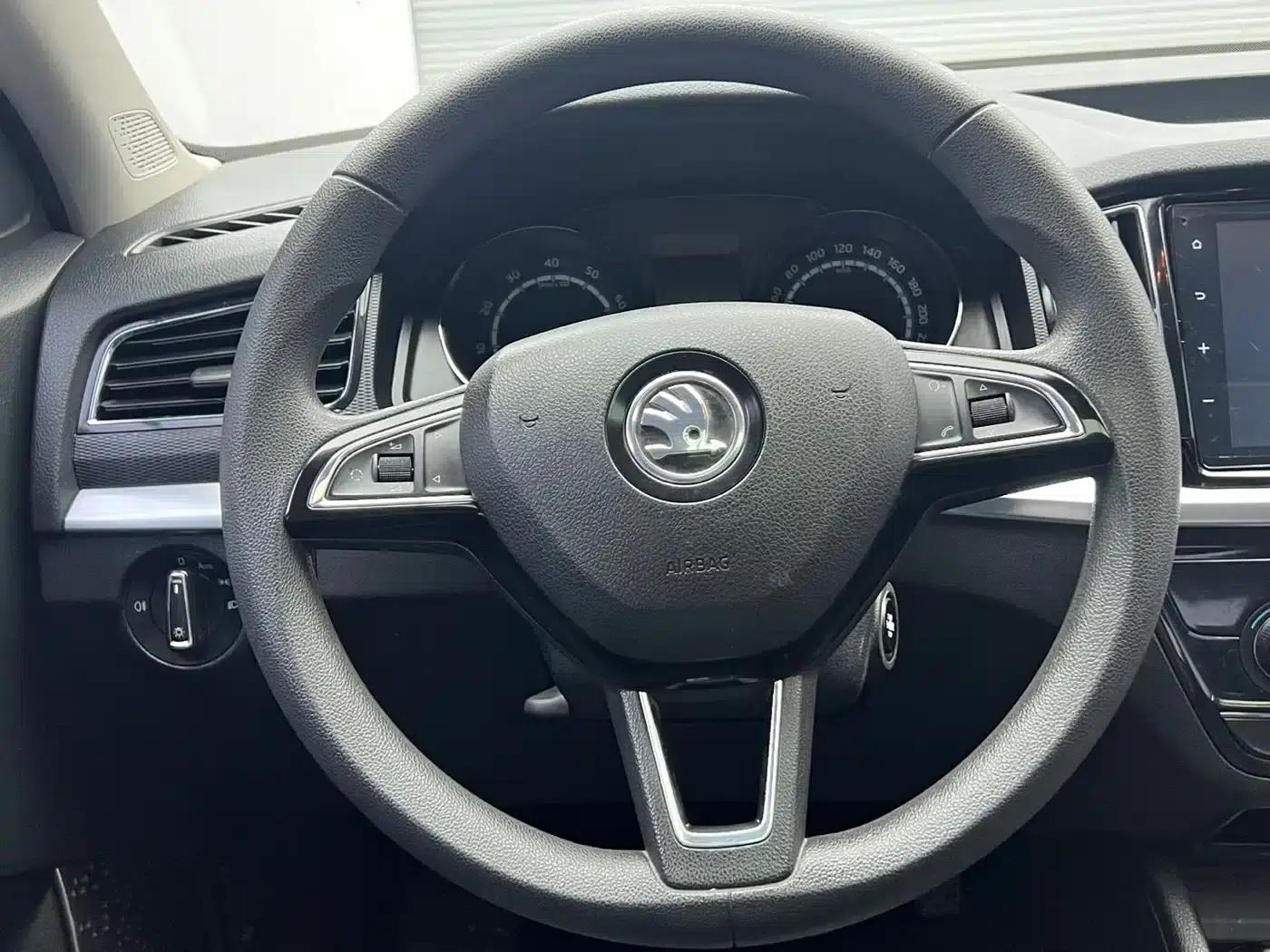 Kamiq 2023 1.5L Automatic Comfort Edition — миниатюра 15