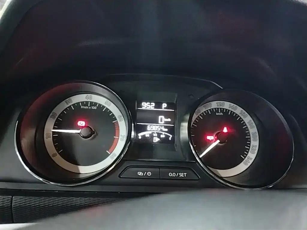Kamiq 2018 1.5L Automatic Standard Edition (National V Emission Standard) — миниатюра 12