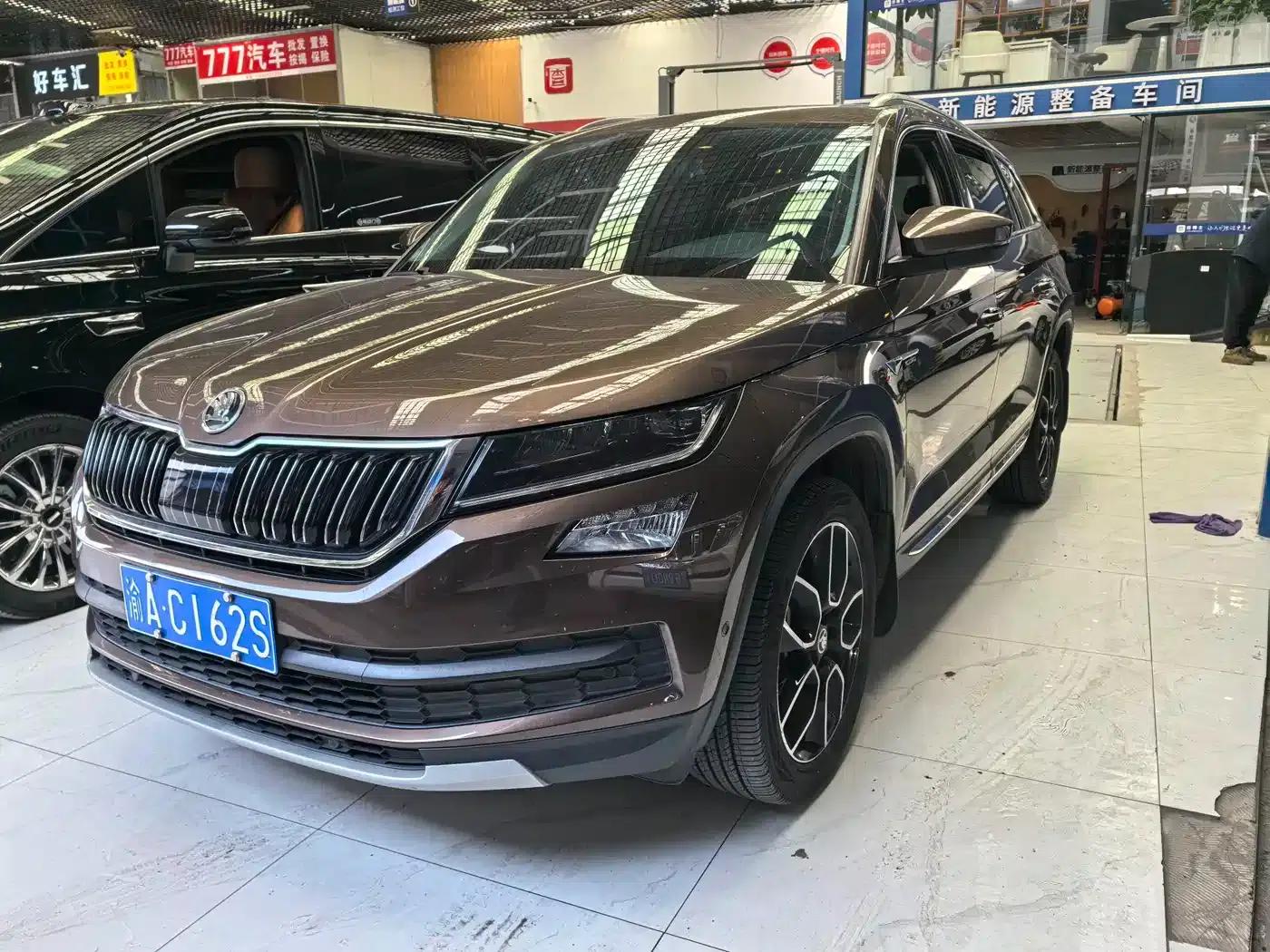 2018 Kodiaq TSI380 7-seater 4WD Flagship Edition — миниатюра 2