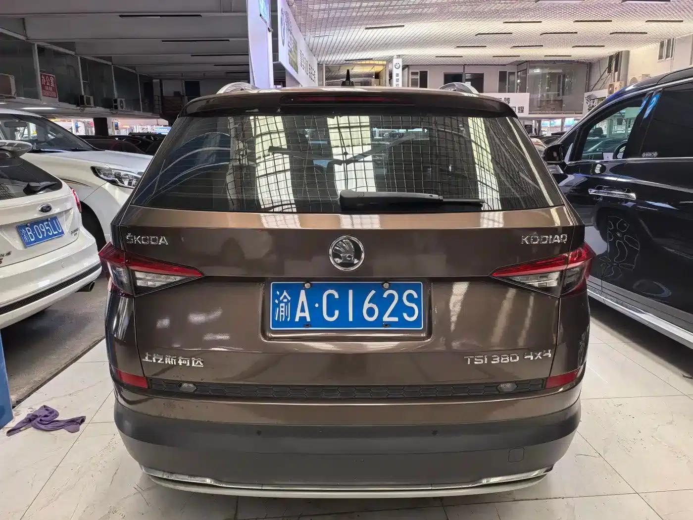 2018 Kodiaq TSI380 7-seater 4WD Flagship Edition — миниатюра 3
