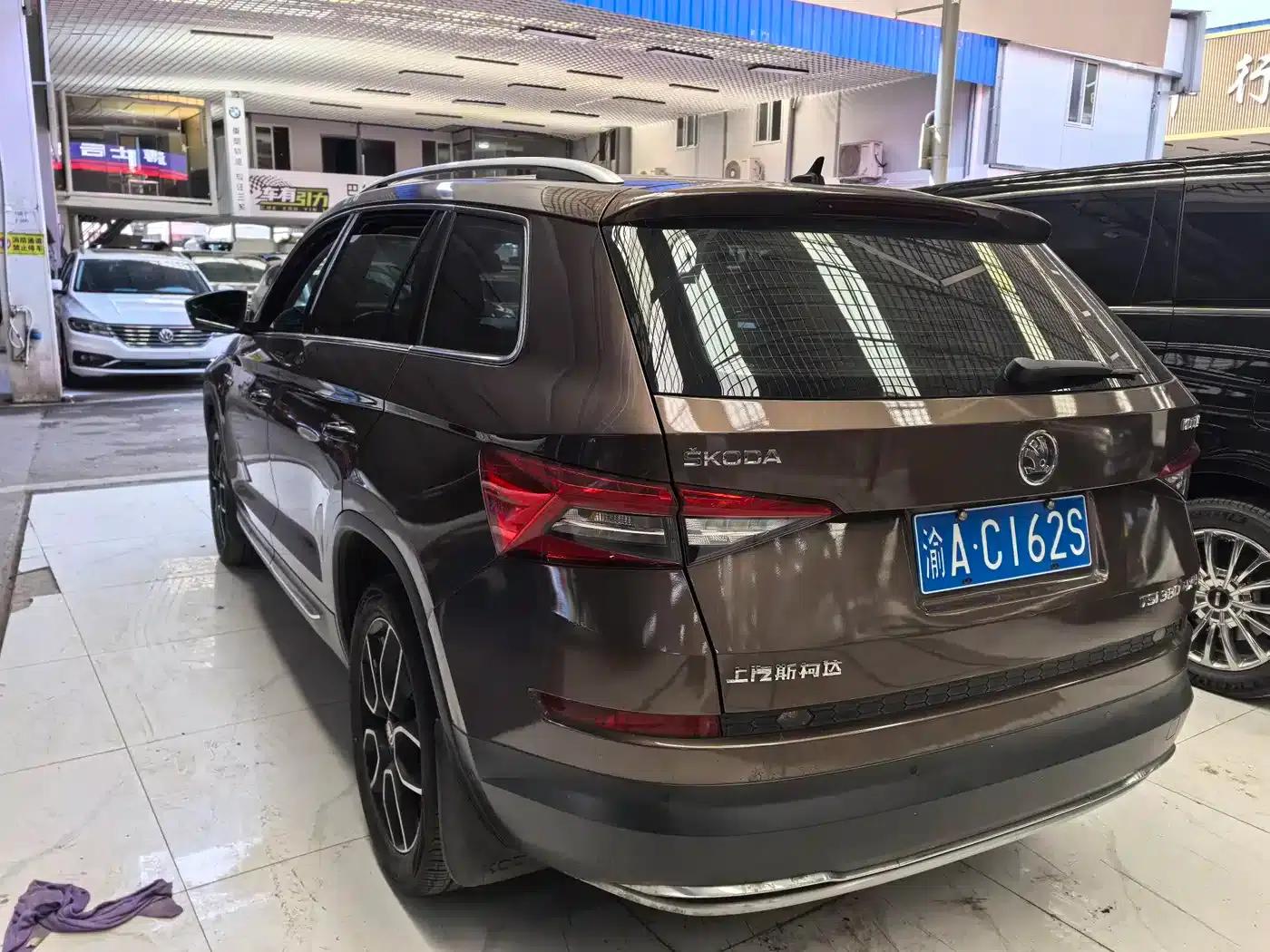 2018 Kodiaq TSI380 7-seater 4WD Flagship Edition — миниатюра 4