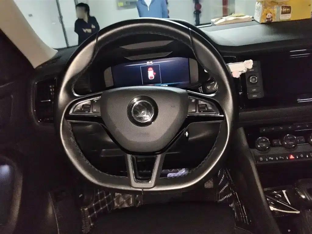 2020 Skoda Kodiaq TSI330 7-seater 2WD Luxury Edition — миниатюра 3