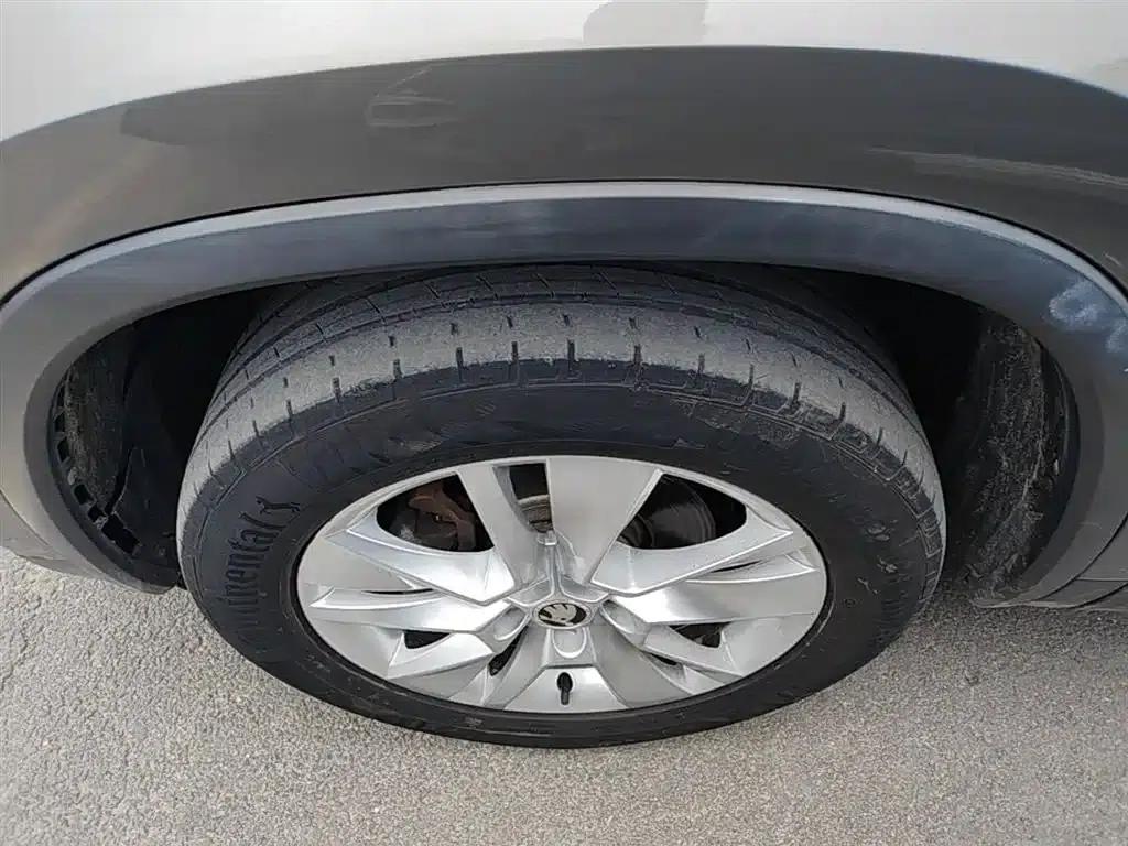 2018 Kodiaq TSI330 5-seater 2WD Luxury Edition — миниатюра 23