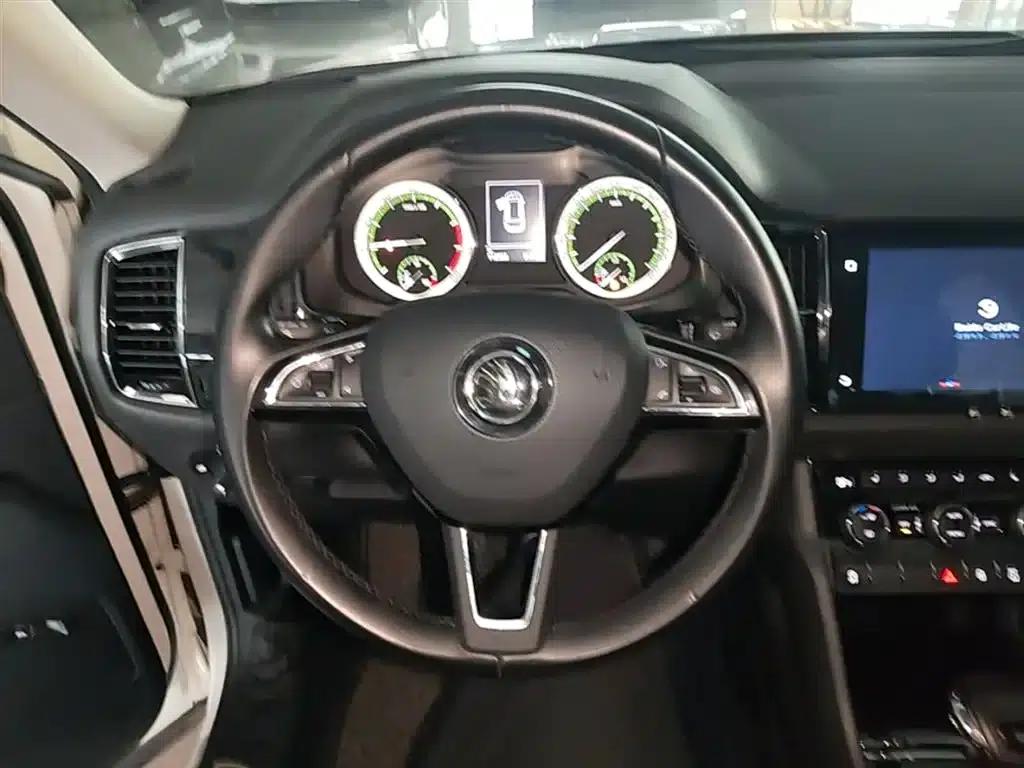 2018 Kodiaq Facelift TSI330 5-seater 2WD Luxury Edition — миниатюра 11