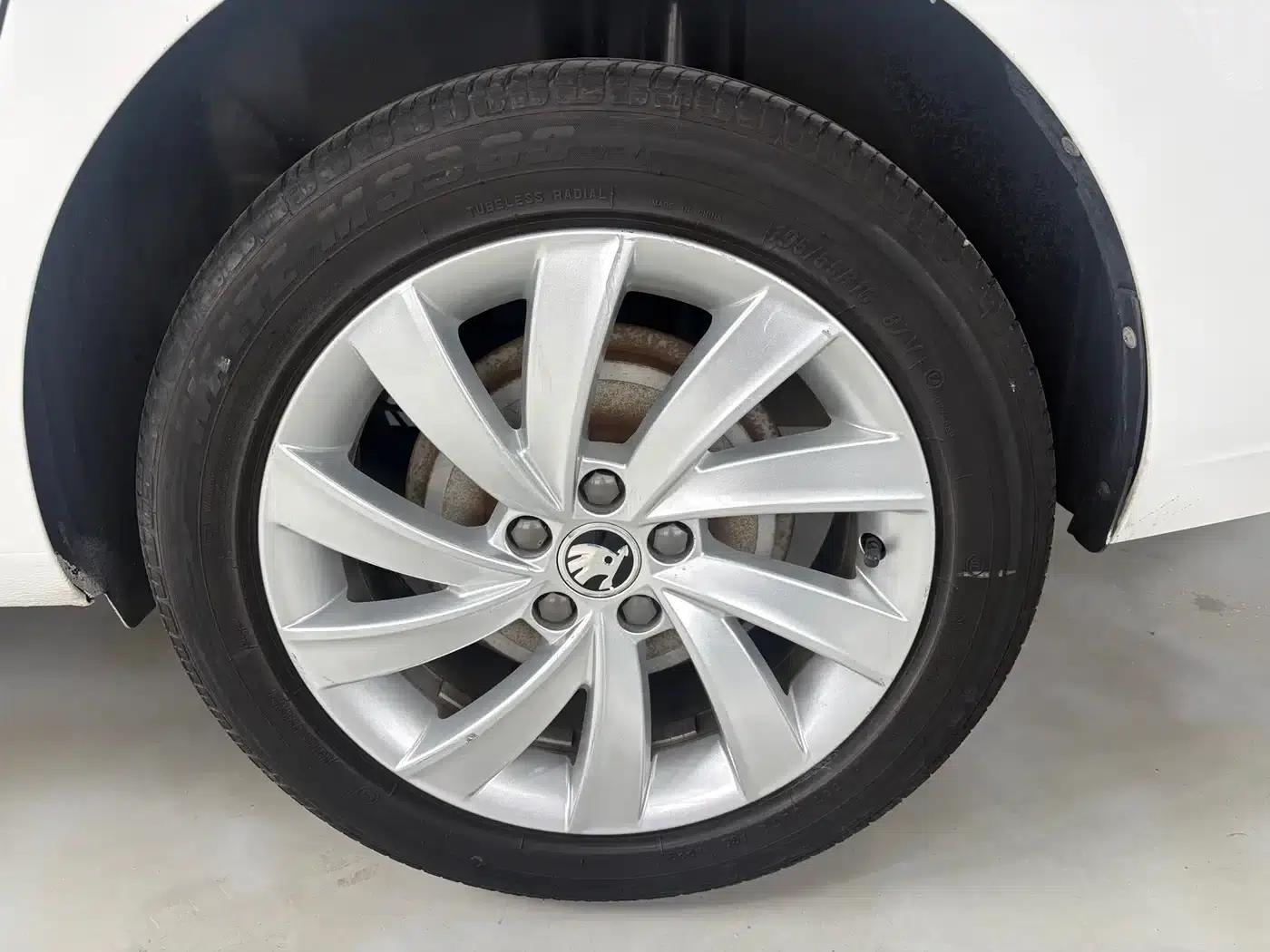 Rapid 2019 1.5L Automatic Comfort Edition (National V Emission Standard) — миниатюра 12