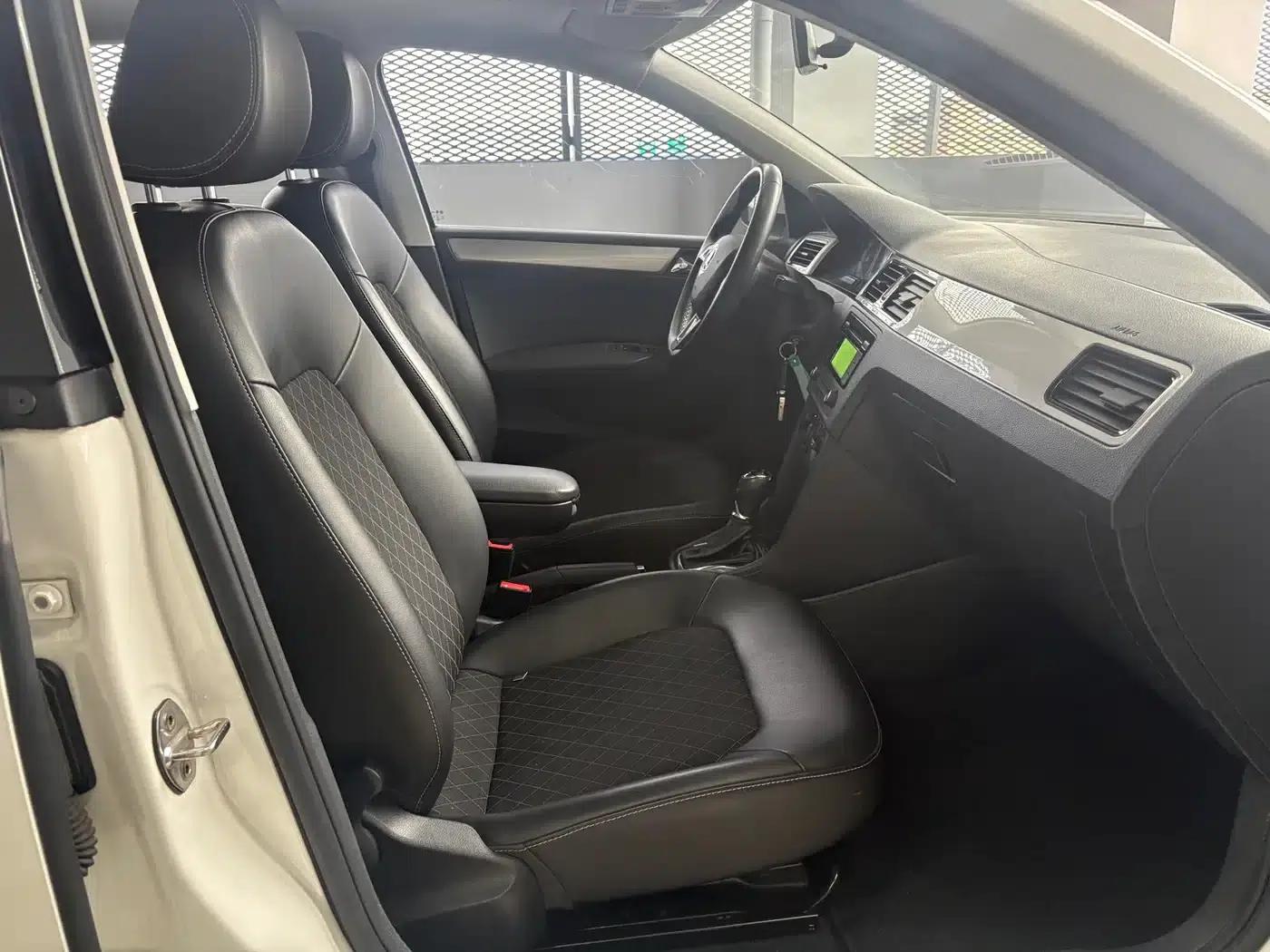 Rapid 2019 1.5L Automatic Comfort Edition (National V Emission Standard) — миниатюра 5