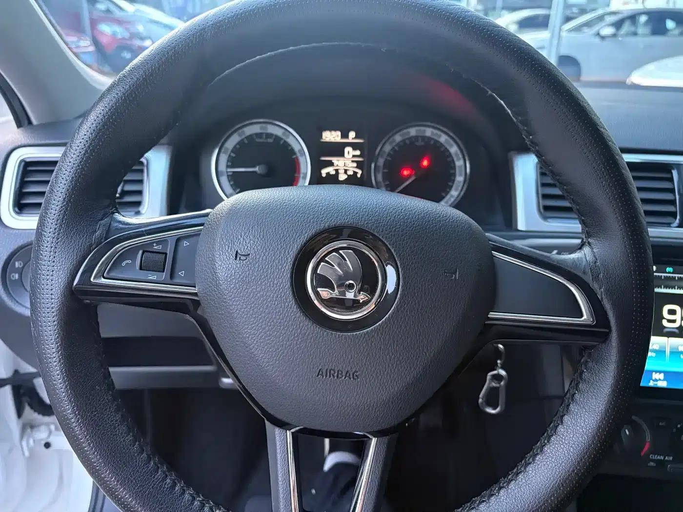 Rapid 2019 1.5L Automatic Comfort Edition (China VI Emission Standard) — миниатюра 12