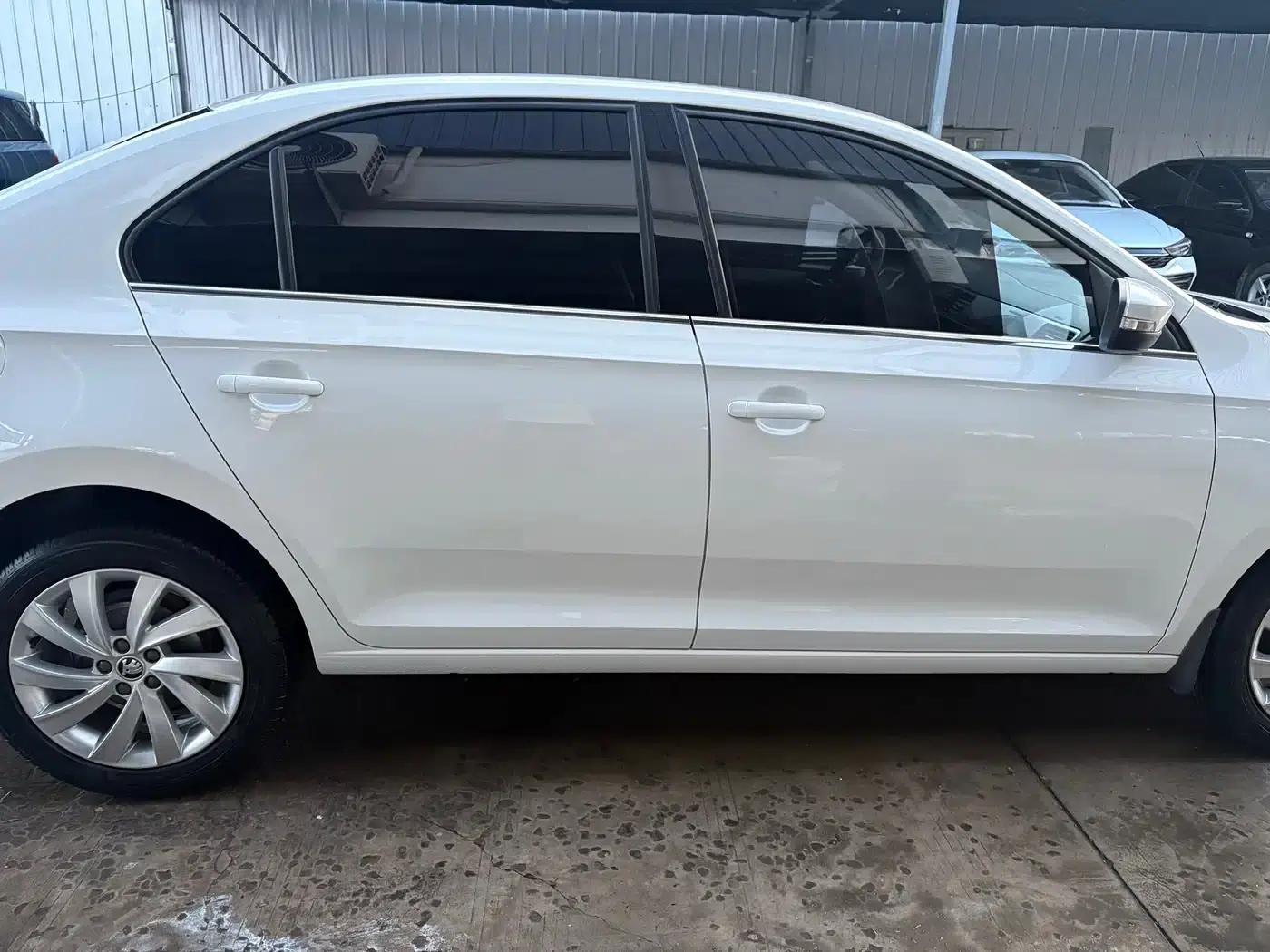 Rapid 2019 1.5L Automatic Comfort Edition (China VI Emission Standard) — миниатюра 3
