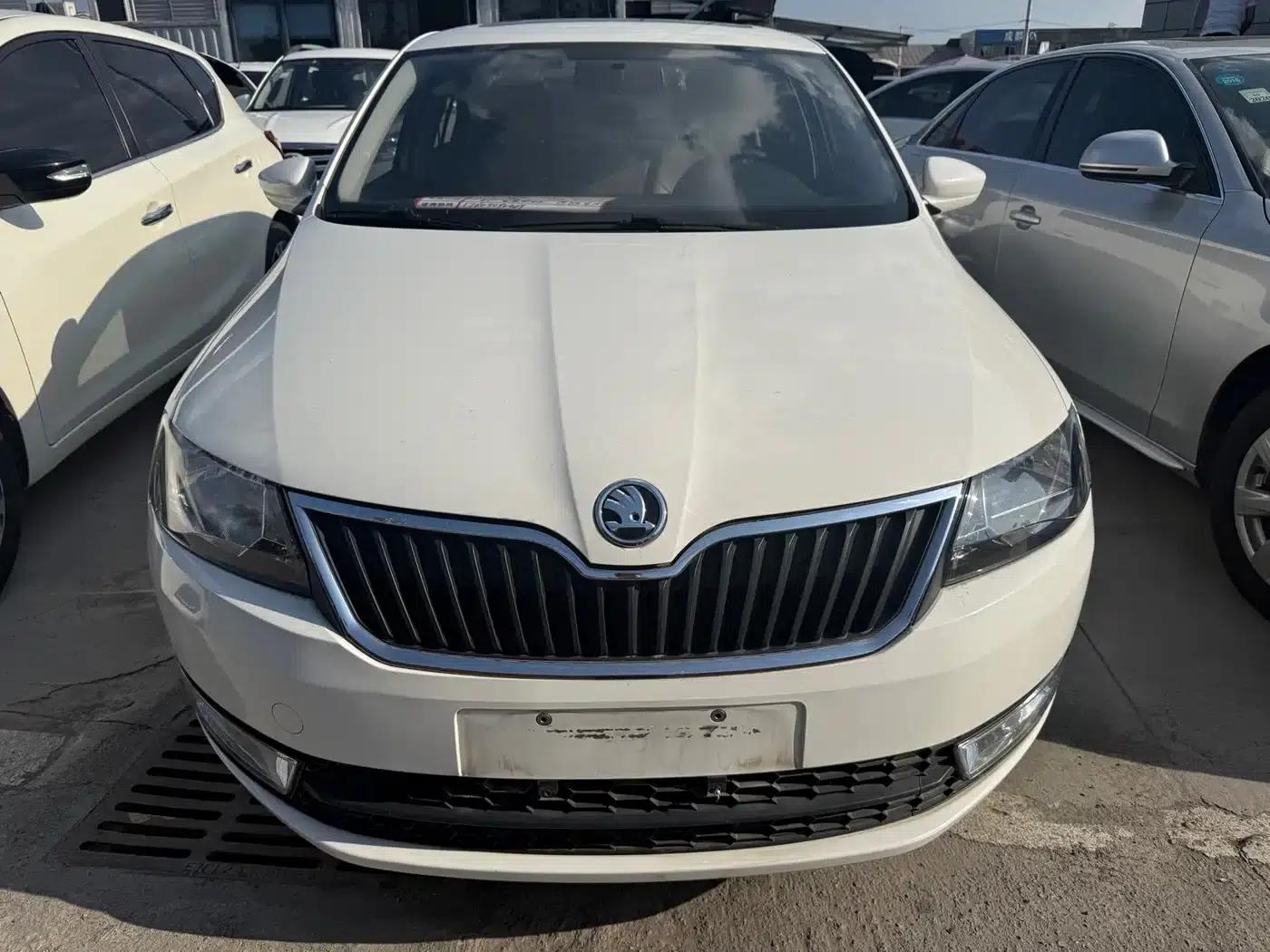 Rapid 2016 1.6L Automatic Comfort Edition — миниатюра 2