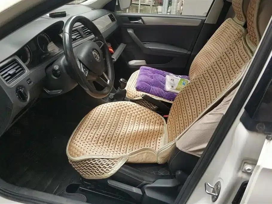 Rapid 2018 1.6L Manual Comfort Edition — миниатюра 9