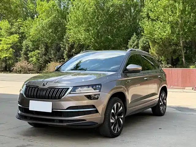 Karoq 2022 TSI280 Smart Edition