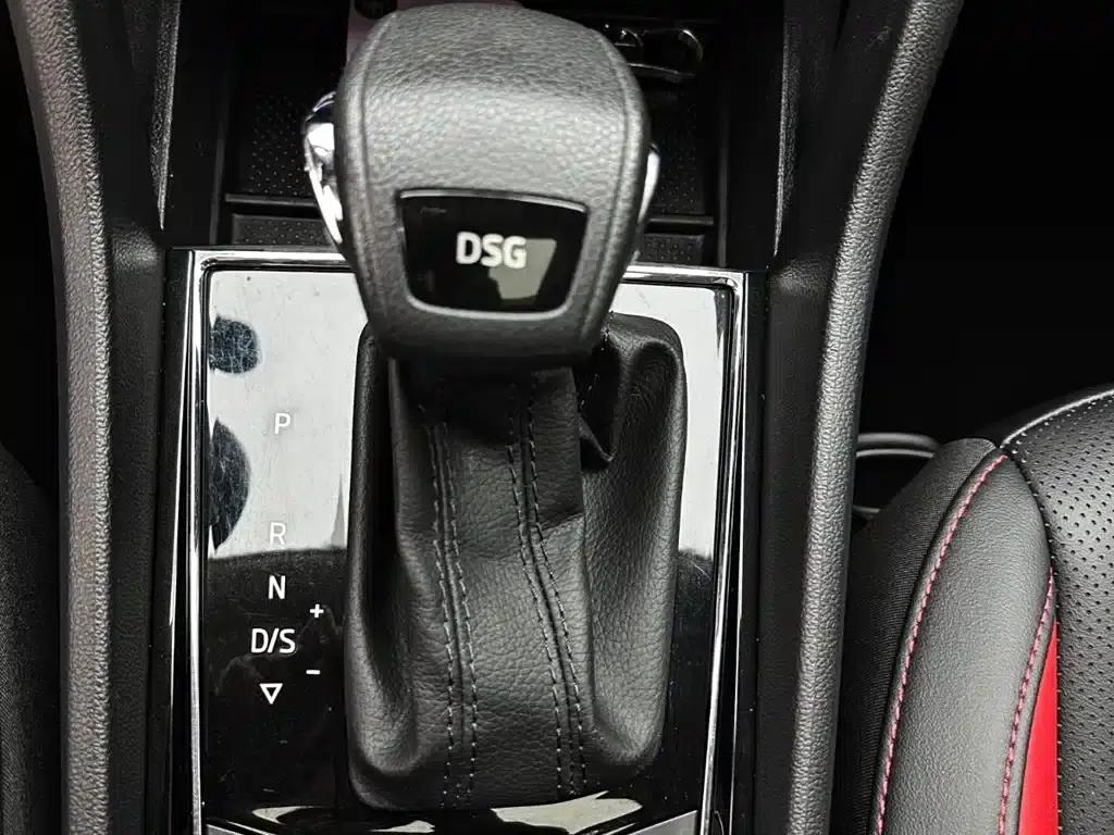 Karoq 2022 Facelift TSI280 Luxury Edition — миниатюра 13
