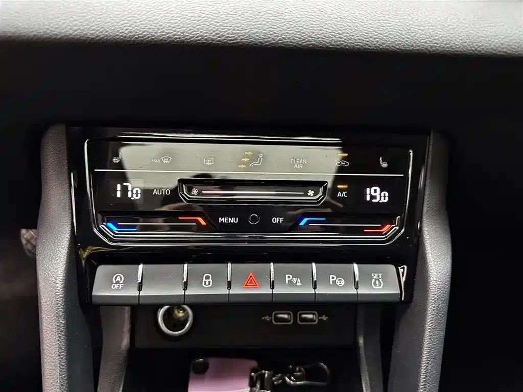 Karoq 2022 Facelift TSI280 Luxury Edition — миниатюра 15