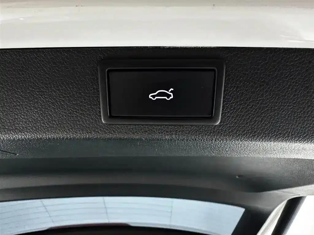 Karoq 2022 Facelift TSI280 Luxury Edition — миниатюра 18