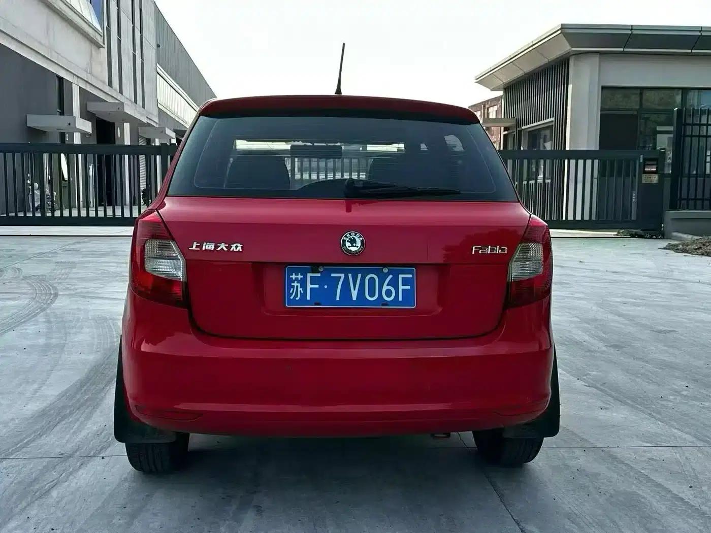 Fabia 2012 1.4L Automatic Crystal Edition — миниатюра 8