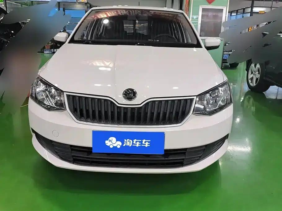 Fabia 2016 1.4L Automatic Enjoy Edition — миниатюра 2