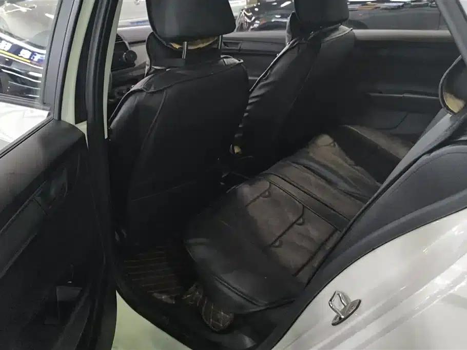 Fabia 2016 1.4L Automatic Enjoy Edition — миниатюра 11