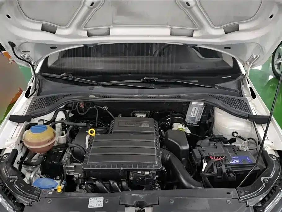 Fabia 2016 1.4L Automatic Enjoy Edition — миниатюра 10
