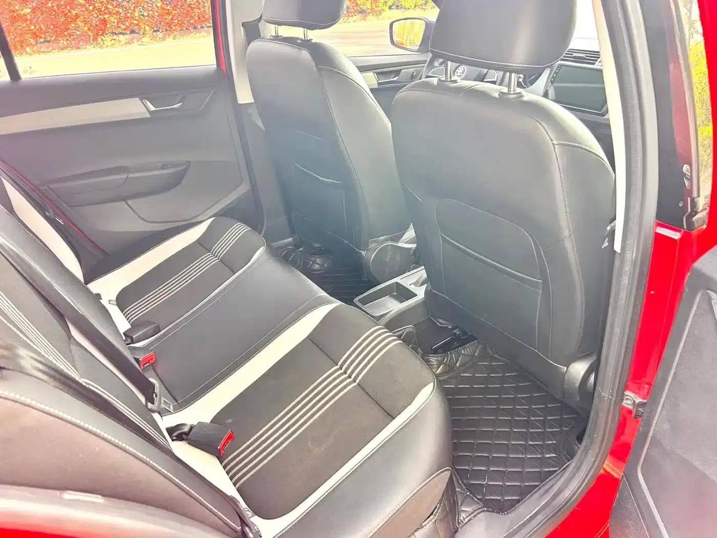 Fabia 2015 1.6L Automatic Sport Edition — миниатюра 12