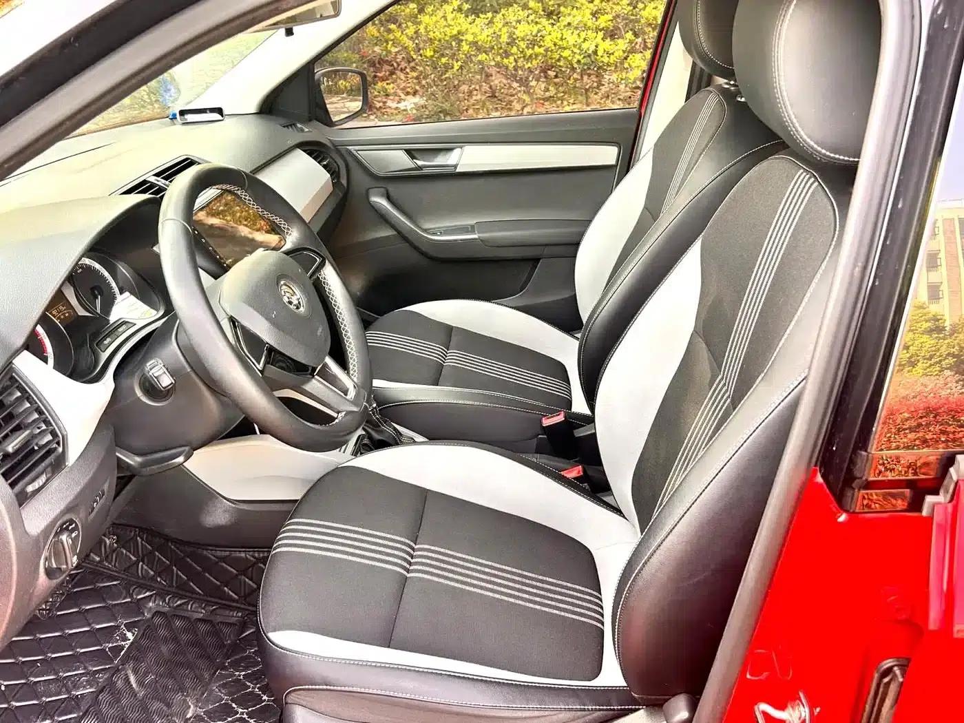 Fabia 2015 1.6L Automatic Sport Edition — миниатюра 8
