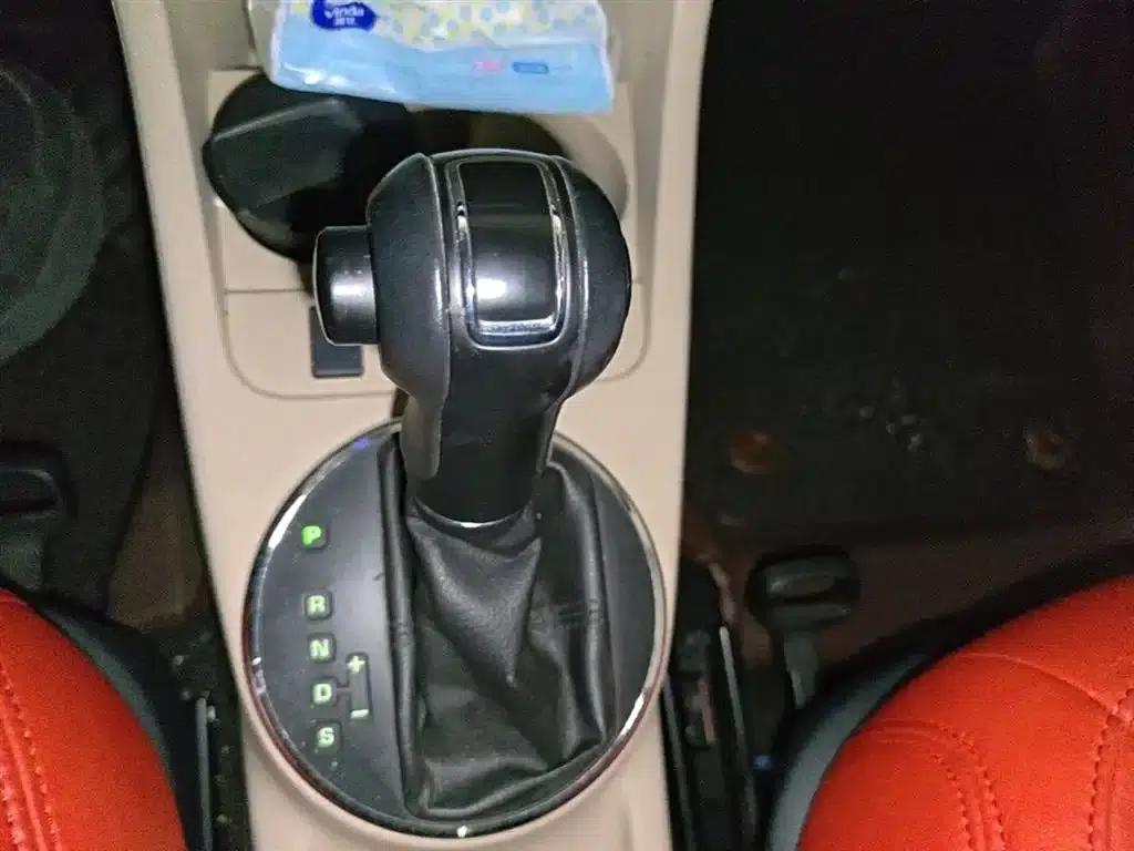 Fabia 2012 1.6L Scout — миниатюра 14