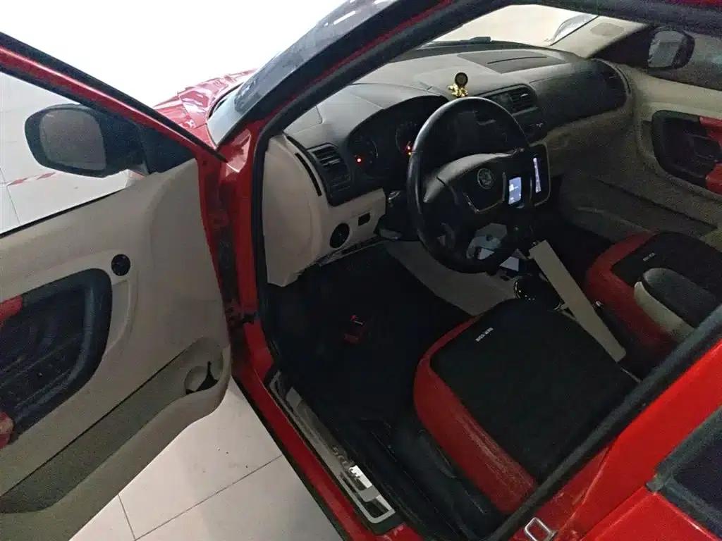 Fabia 2012 1.6L Scout — миниатюра 16