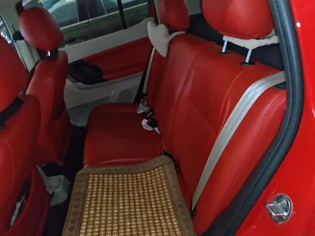 Fabia 2012 1.6L Scout — миниатюра 17
