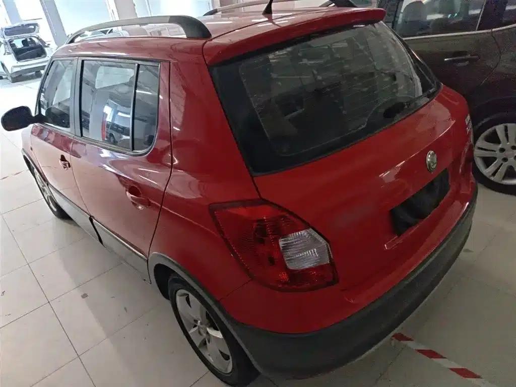Fabia 2012 1.6L Scout — миниатюра 5
