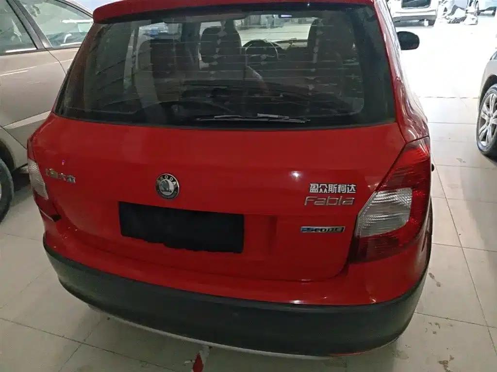 Fabia 2012 1.6L Scout — миниатюра 6