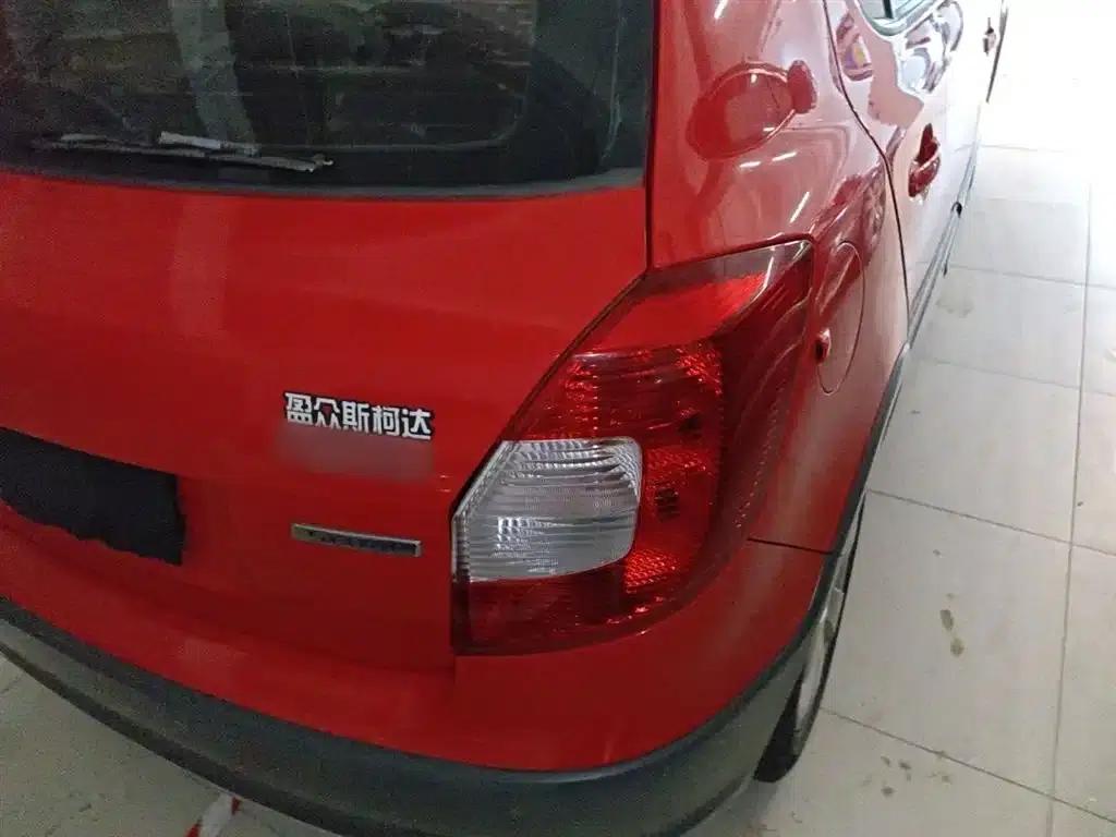 Fabia 2012 1.6L Scout — миниатюра 8