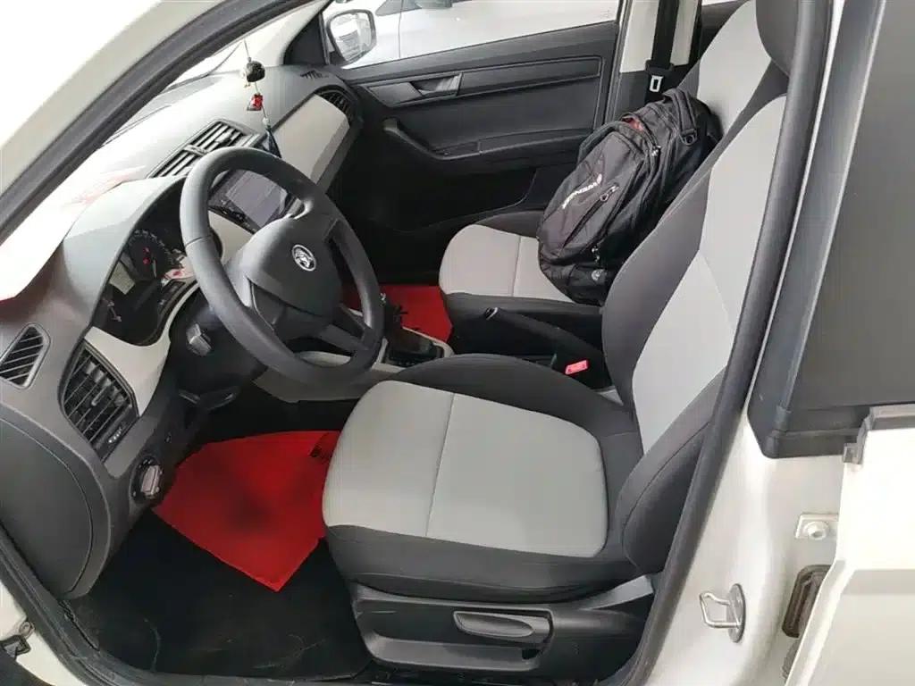 Fabia 2016 1.4L Automatic Enjoy Edition — миниатюра 15