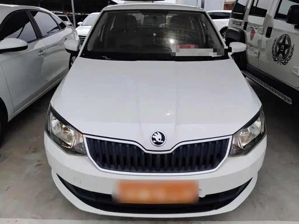 Fabia 2016 1.4L Automatic Enjoy Edition — миниатюра 3