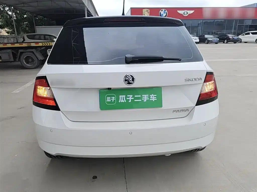 Fabia 2015 1.6L Automatic Sport Edition — миниатюра 6