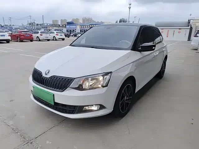 Fabia 2015 1.6L Automatic Sport Edition