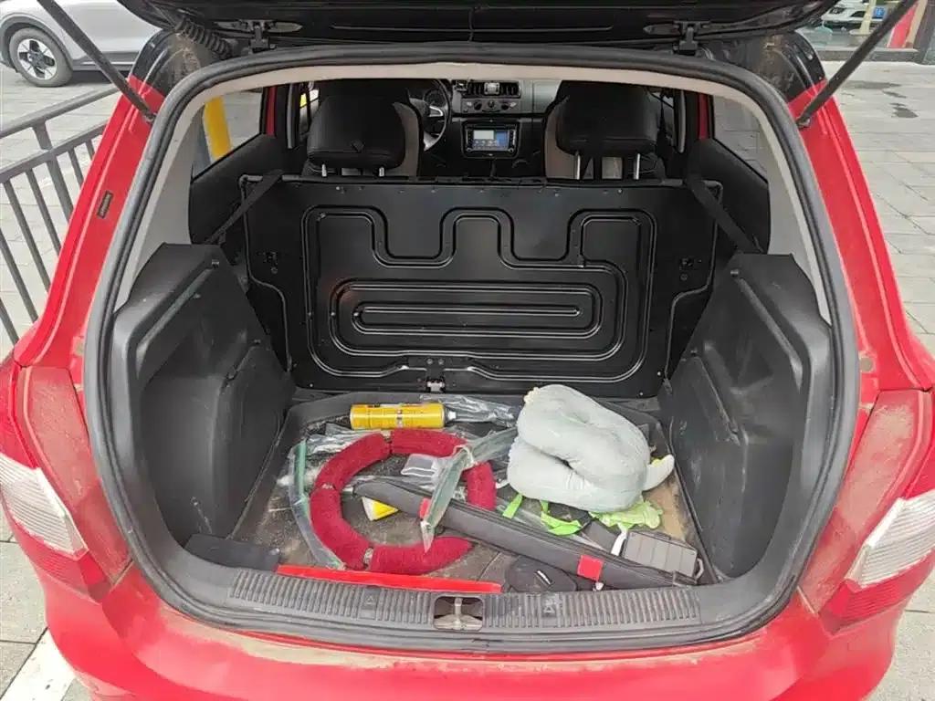 Fabia 2014 1.6L Automatic Sport Edition — миниатюра 19