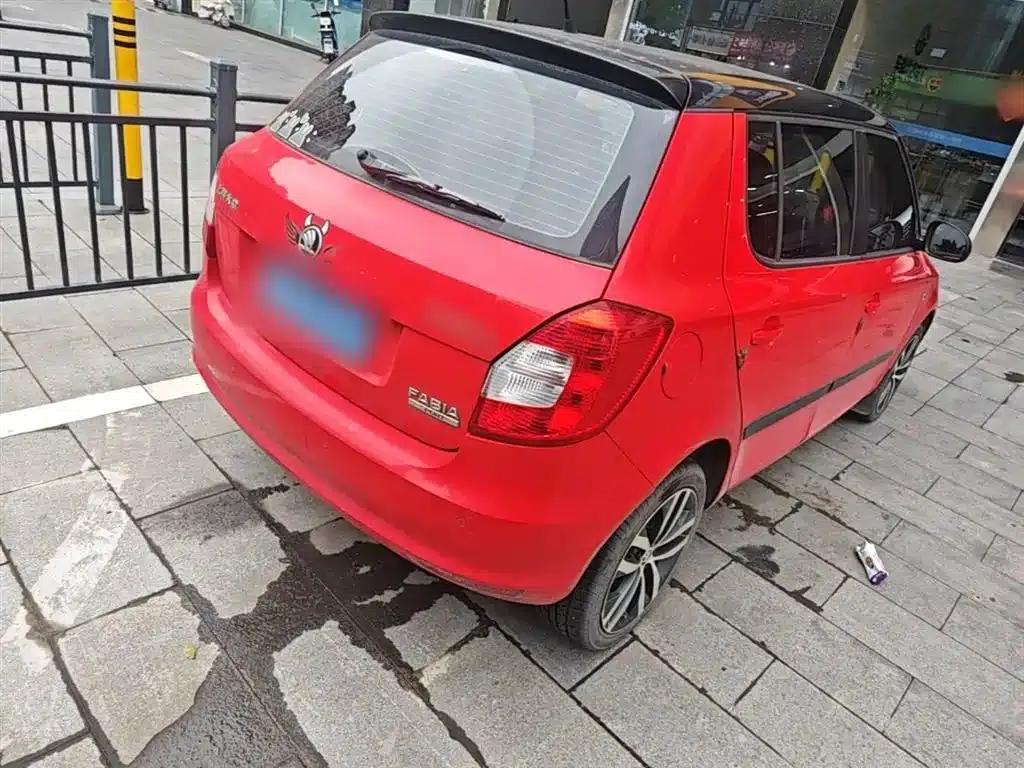 Fabia 2014 1.6L Automatic Sport Edition — миниатюра 7