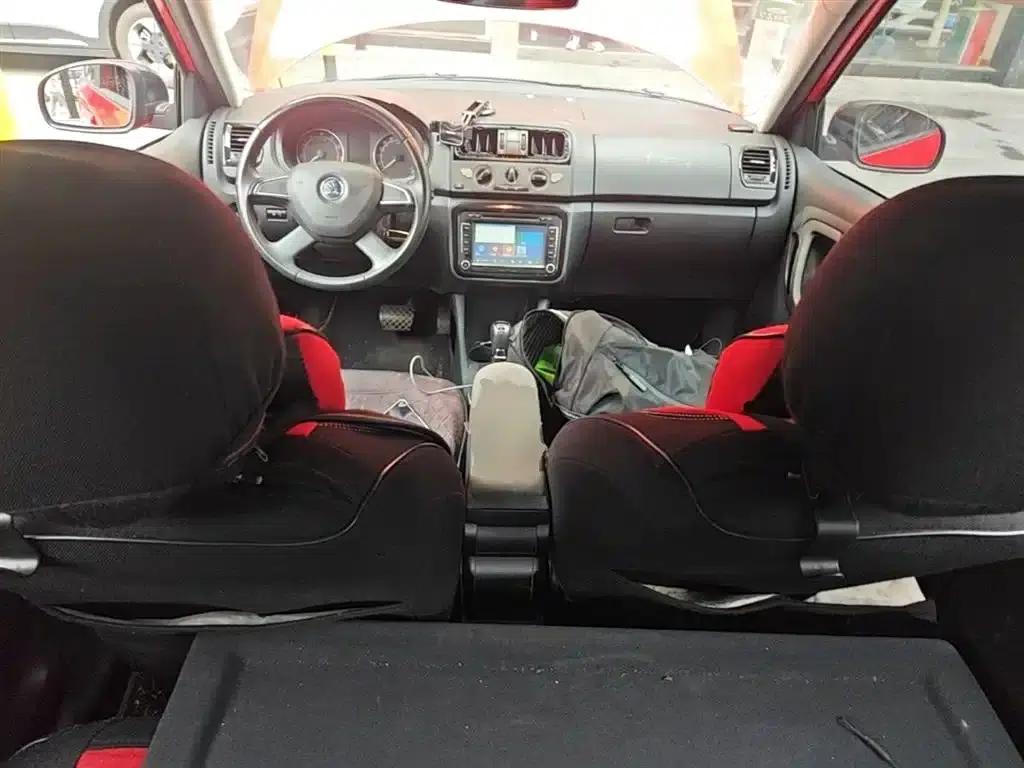 Fabia 2014 1.6L Automatic Sport Edition — миниатюра 10