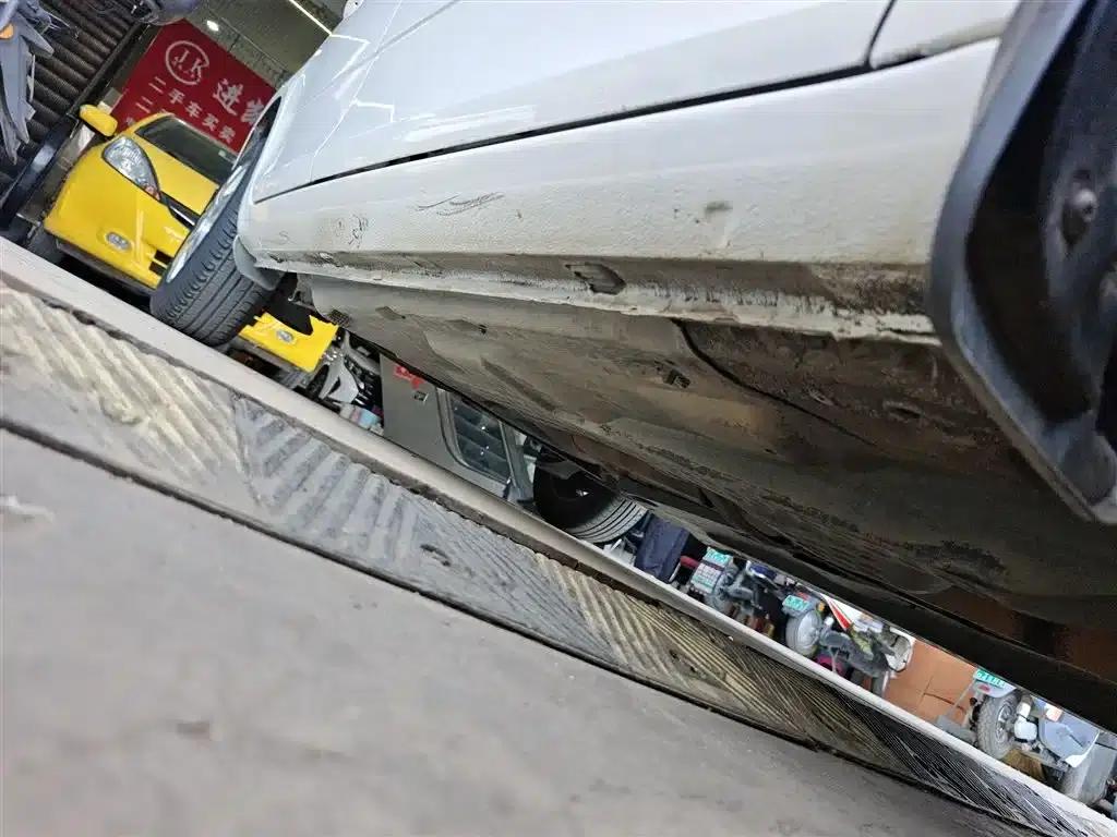 Fabia 2014 1.4L Automatic Crystal Edition — миниатюра 21