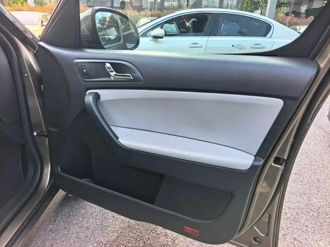 Yeti 2016 1.4TSI DSG Forward Edition — миниатюра 13