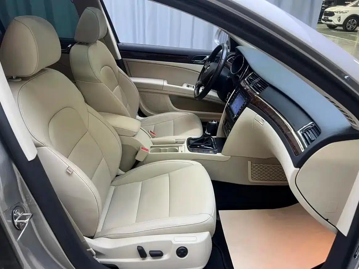 2014 Superb 2.0TSI Premium Edition — миниатюра 15