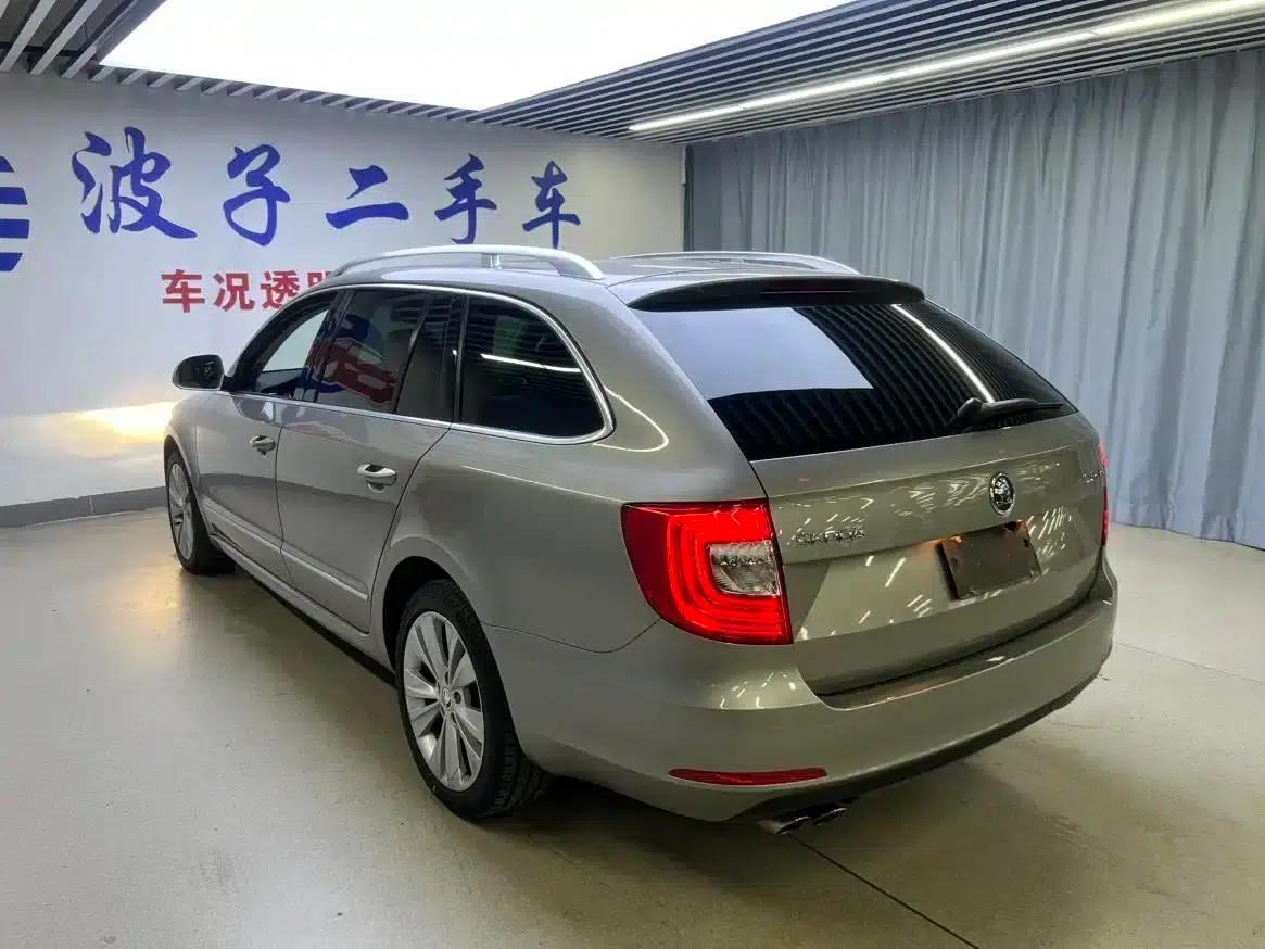 2014 Superb 2.0TSI Premium Edition — миниатюра 20