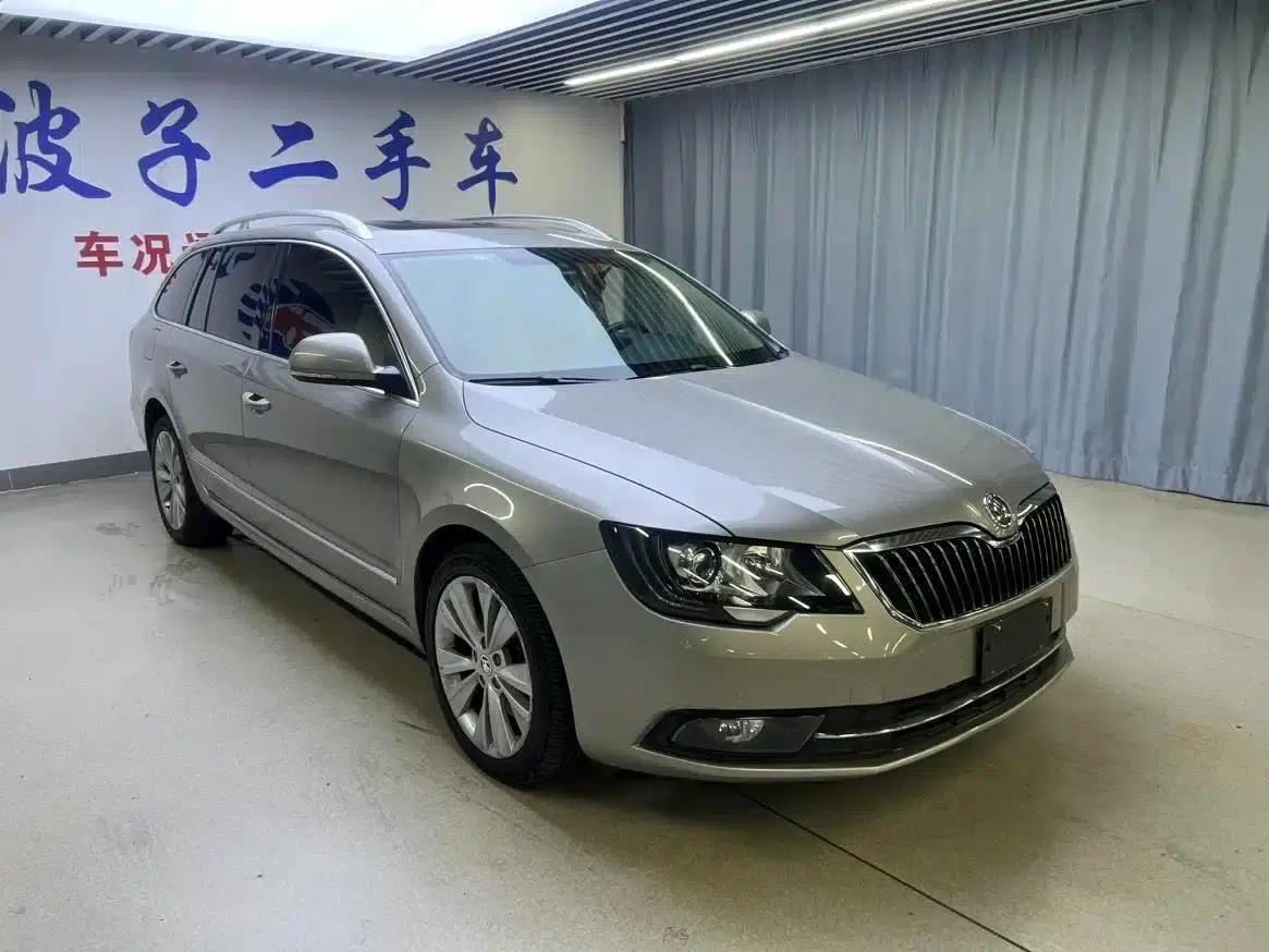 2014 Superb 2.0TSI Premium Edition — миниатюра 3