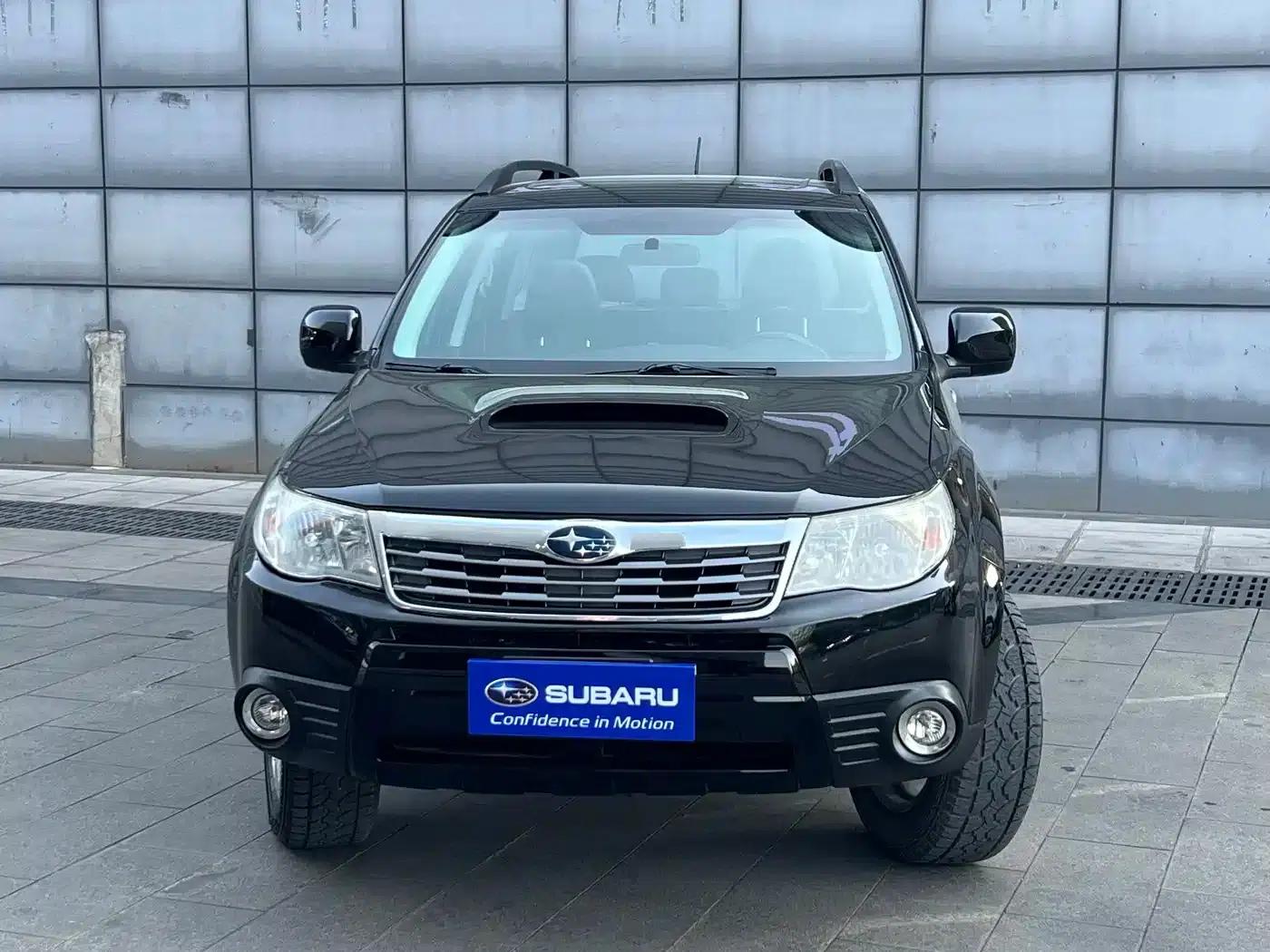 2010 Forester 2.5XT Luxury Navigation Edition — миниатюра 2